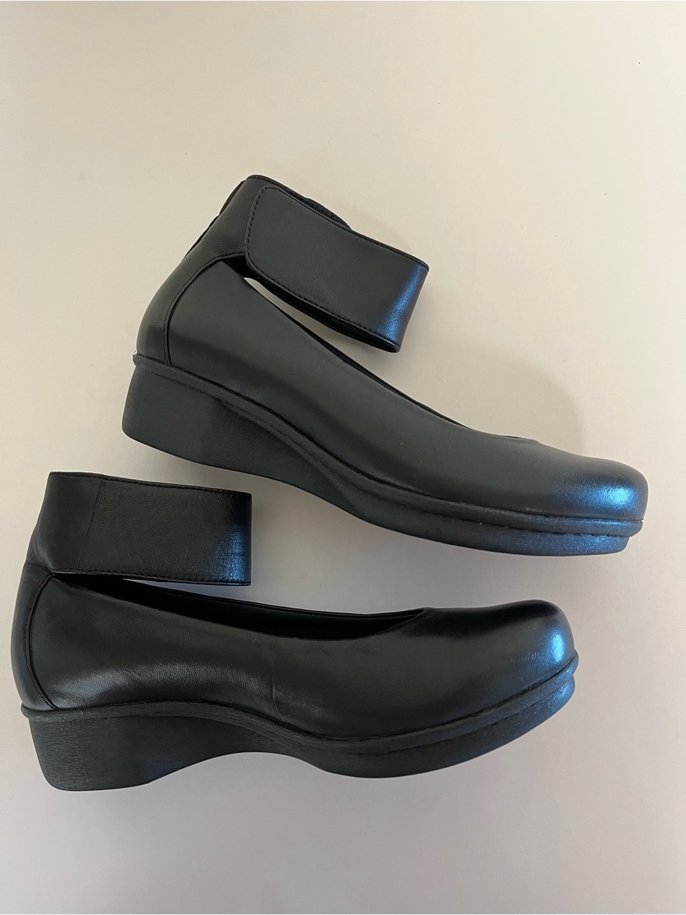 Dansko Black Leather Ankle-Strap Block Rubber Heel 37 Shoes - Picture 6 of 7